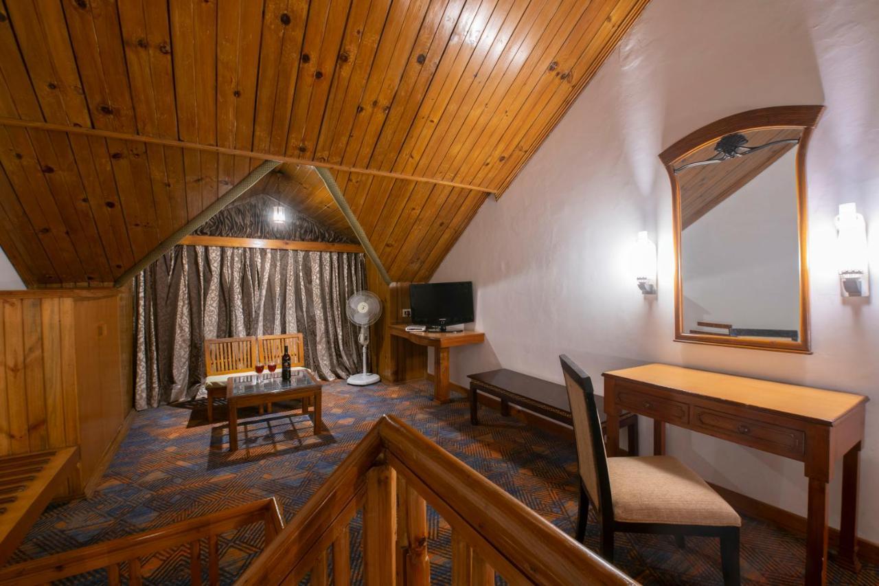 Mastiff Grand Manali Resort Екстериор снимка